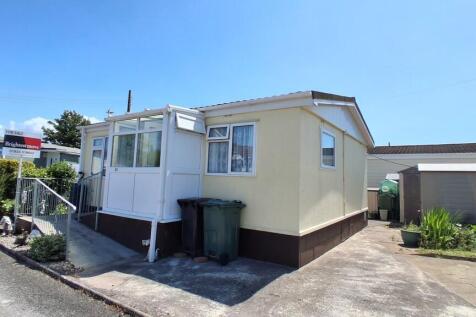 2 bedroom park home for sale