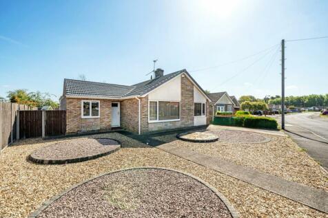 4 bedroom bungalow for sale