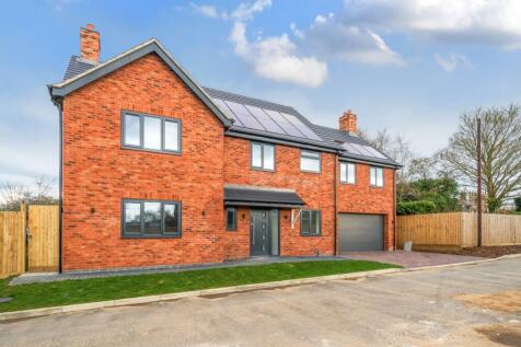 5 bedroom detached house for sale