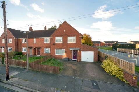 Anderson Lane, Lincoln, Lincolnshire... 3 bed semi