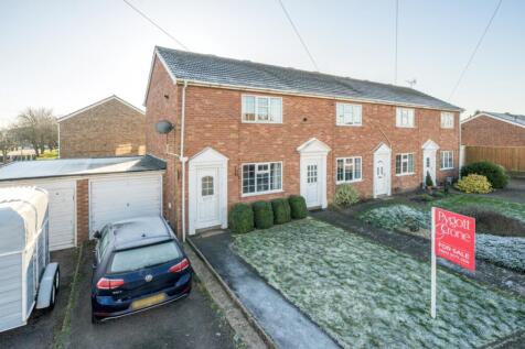 Rivehall Avenue, Welton, Lincoln... 2 bed terraced house for sale