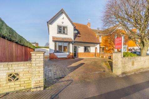 Boultham Park Road, Lincoln... 4 bed detached house for sale