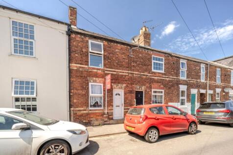 Saxon Street, Lincoln, Lincolnshire, LN1 2 bed terraced house for sale