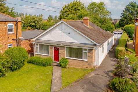 3 bedroom detached bungalow for sale