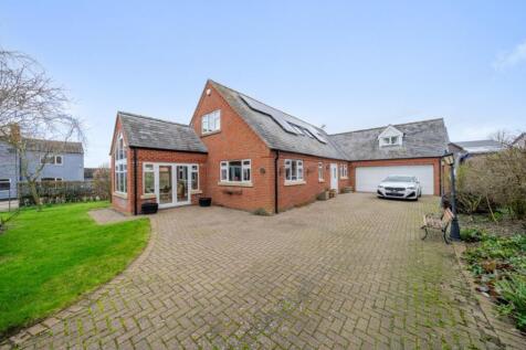 Dene Lane, Walcott, Lincoln... 4 bed detached house for sale