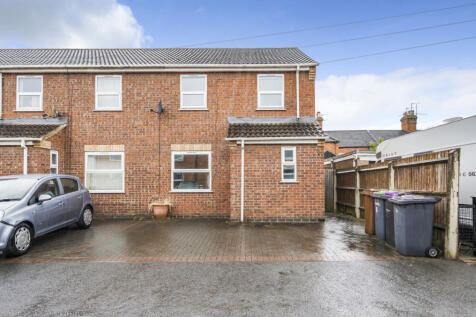 Castle Terrace Road, Sleaford... 3 bed end of terrace house for sale