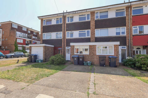 4 bedroom town house for sale