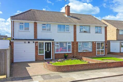 4 bedroom semi-detached house for sale