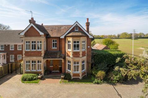 Bromham Road, Bedford 5 bed detached house for sale