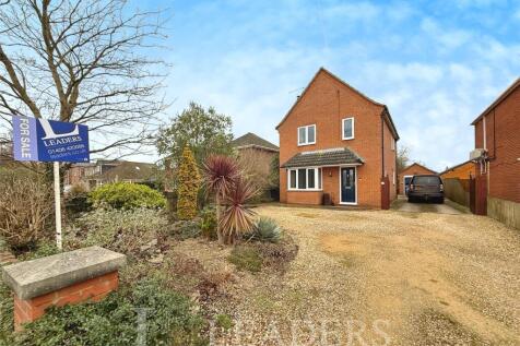 Boston Road South, Holbeach, Spalding 3 bed detached house for sale