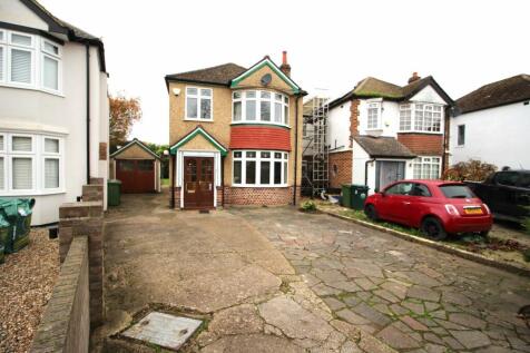 Ashview Gardens, Ashford TW15 3 bed detached house for sale