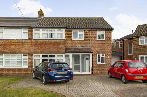 5 bedroom semi-detached house for sale