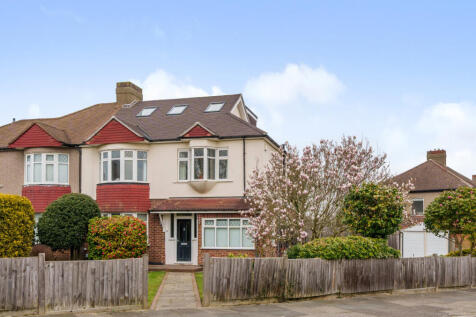 5 bedroom semi-detached house for sale