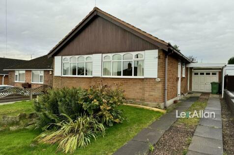 2 bedroom detached bungalow for sale