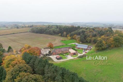 Crown Lane, Iverley 4 bed barn conversion for sale