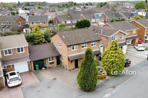 Sheraton Grange, Stourbridge 4 bed detached house for sale