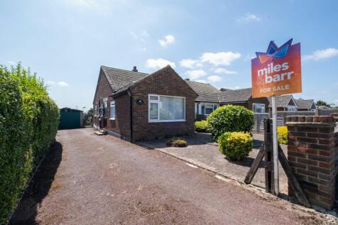 2 bedroom semi-detached bungalow for sale