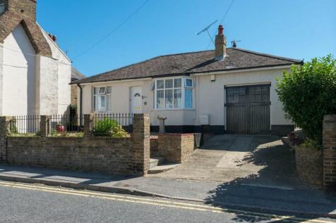 5 bedroom detached bungalow for sale