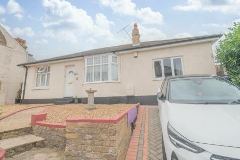 5 bedroom detached bungalow for sale