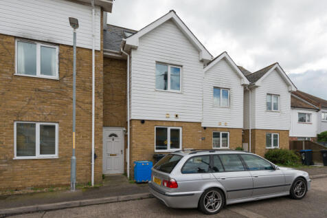 Fir Tree Close, Ramsgate, CT11 3 bed terraced house for sale