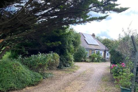 Mount Pleasant, Minster, Ramsgate... 4 bed bungalow for sale