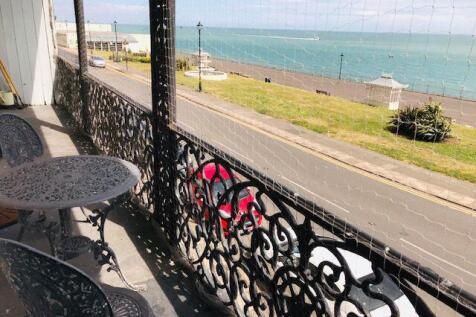Summer Court, Ramsgate, Kent, CT11 2 bed flat for sale