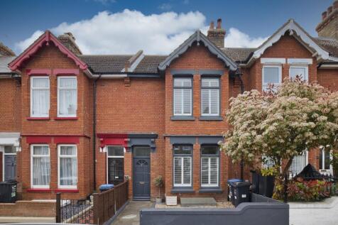 Crescent Road, Ramsgate, CT11 3 bed terraced house for sale