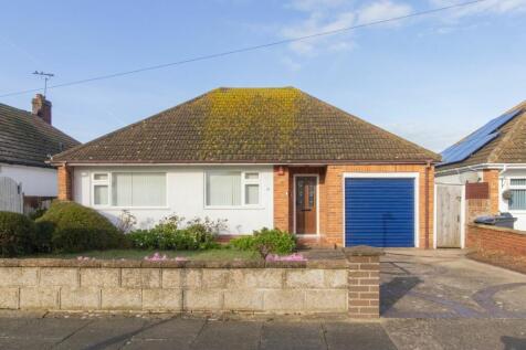 Gloucester Avenue, Cliftonville, CT9 3 bed detached bungalow for sale