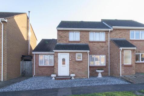 Crundale Way, Cliftonville, CT9 4 bed semi