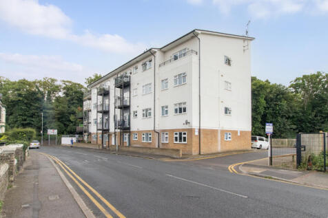 Eaton Road, Margate, CT9 2 bed flat for sale