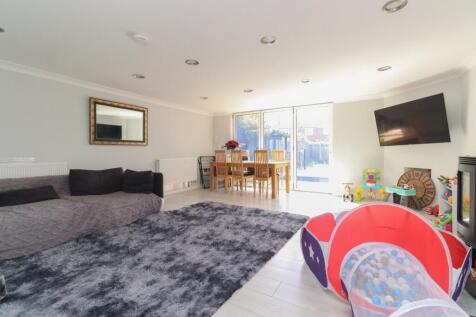 Nash Court Road, Margate, Kent, CT9 5 bed semi