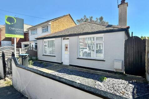 Leslie Avenue, Garlinge, Kent, CT9 2 bed bungalow for sale