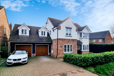 Shefford Road, Clophill... 5 bed detached house for sale