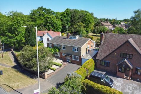 Bedford Road, Clophill, Bedfordshire... 5 bed detached house for sale