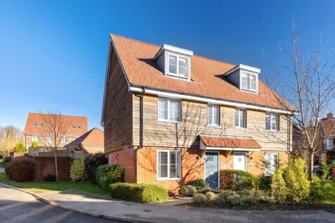 4 bedroom semi-detached house for sale