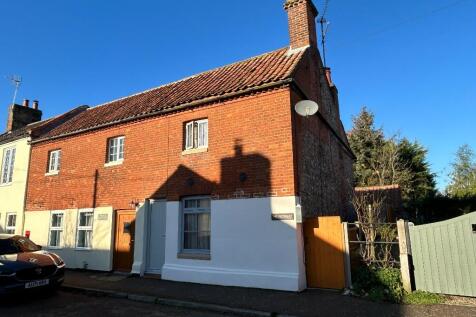 3 bedroom cottage for sale