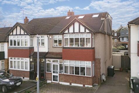 4 bedroom semi-detached house for sale