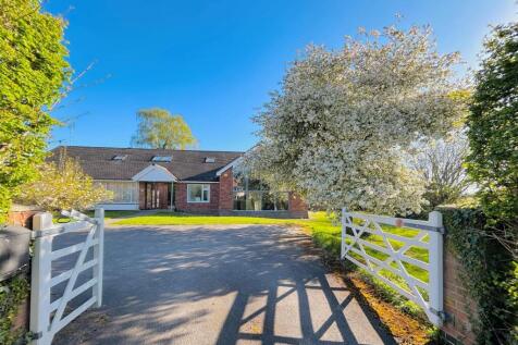 Hazelwood Road, Belper DE56 6 bed detached house for sale