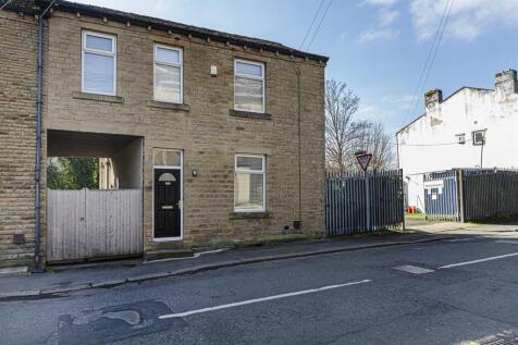 George Street, Huddersfield HD3 3 bed end of terrace house for sale