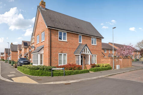 Boswell Mews, Evesham, Worcestershire 3 bed detached house for sale