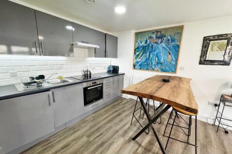 1 bedroom flat for sale