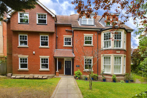 26 Durham Avenue,  Bromley, BR2 2 bed duplex for sale