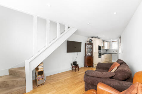 Eden Road, BR3 2 bed terraced house for sale