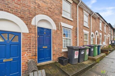 2 bedroom terraced house for sale