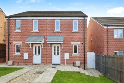 2 bedroom semi-detached house for sale