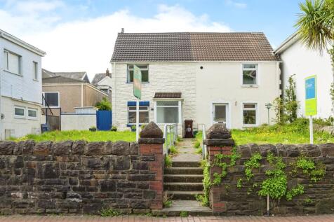 2 bedroom cottage for sale