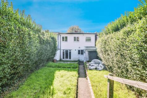 3 bedroom terraced house for sale