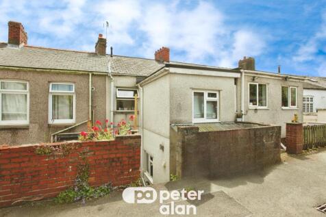 2 bedroom cottage for sale