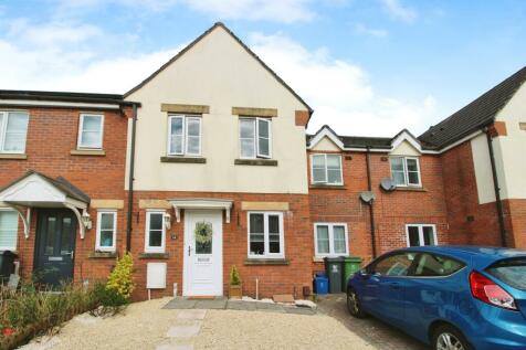 3 bedroom terraced house for sale