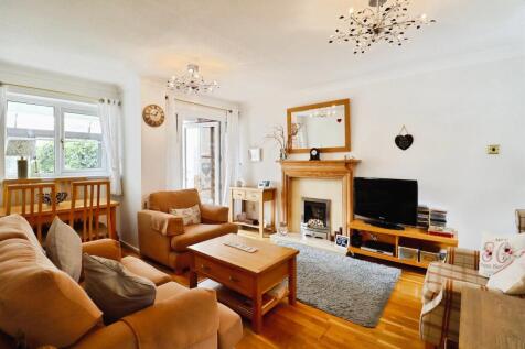 1 bedroom terraced house for sale